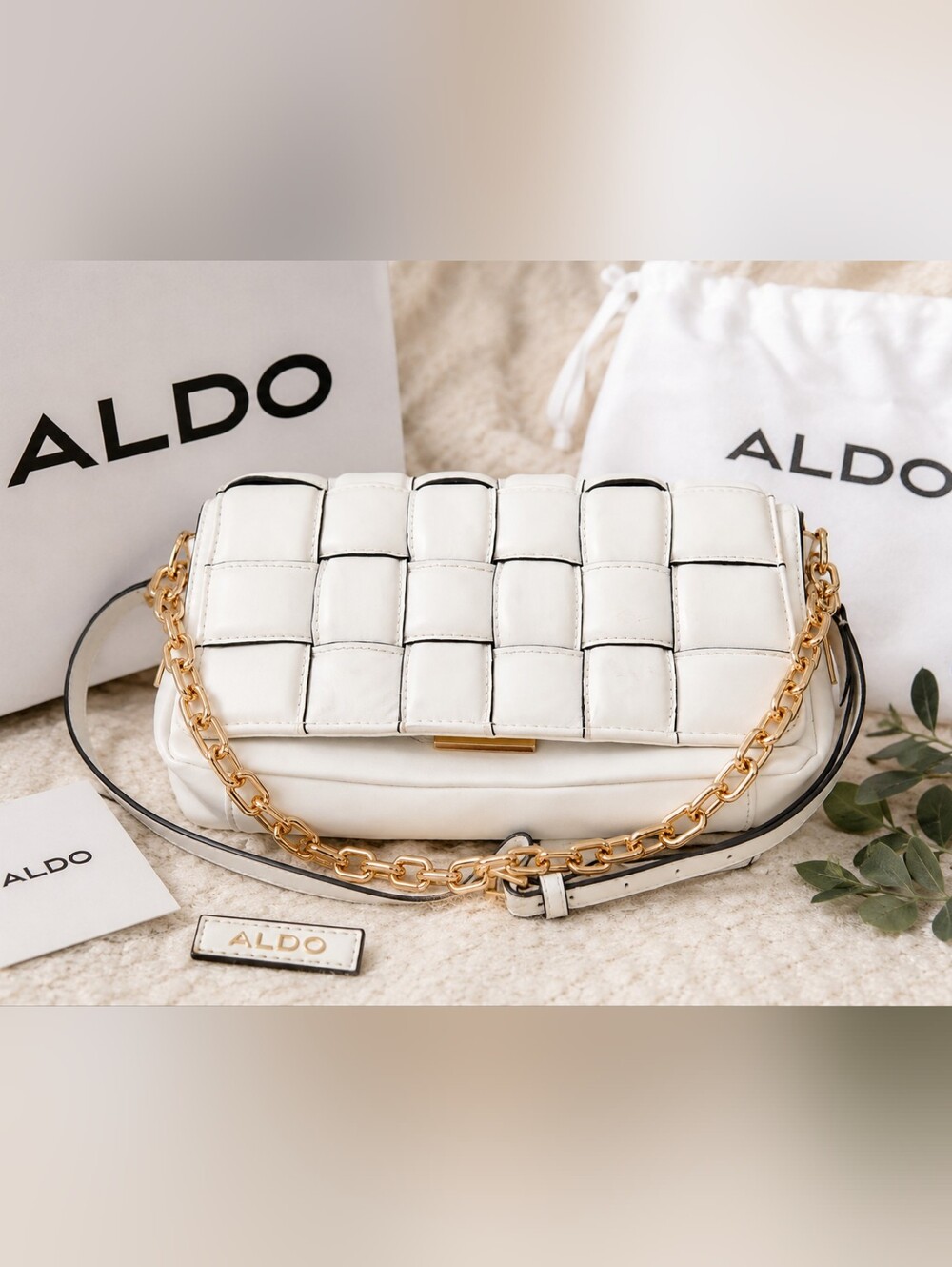 Aldo White Woven Crossbody Bag with Gold Chain